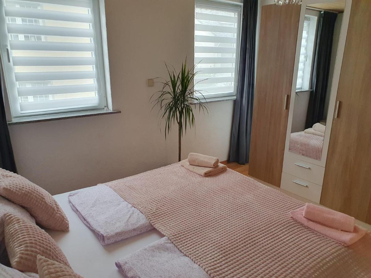 Haus Damian Apartment ทราเบิน-ทราร์บาค ภายนอก รูปภาพ